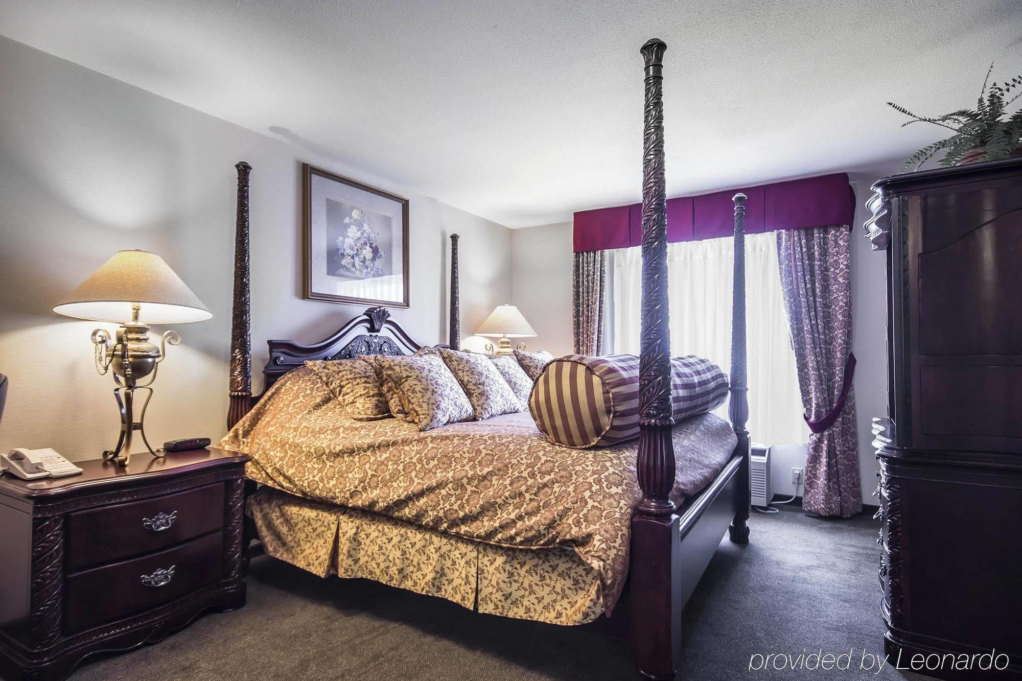 Comfort Inn & Suites Salmon Arm Esterno foto